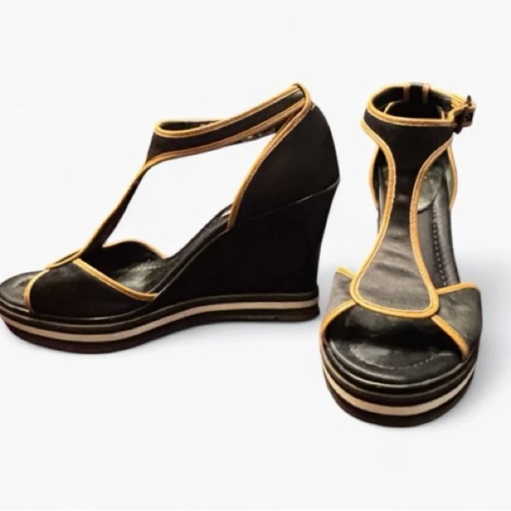 VINTAGE COLE HAAN AIR RICKI NIKE Wedge Sandals Women’s SZ 8 Black & Tan T-Strap